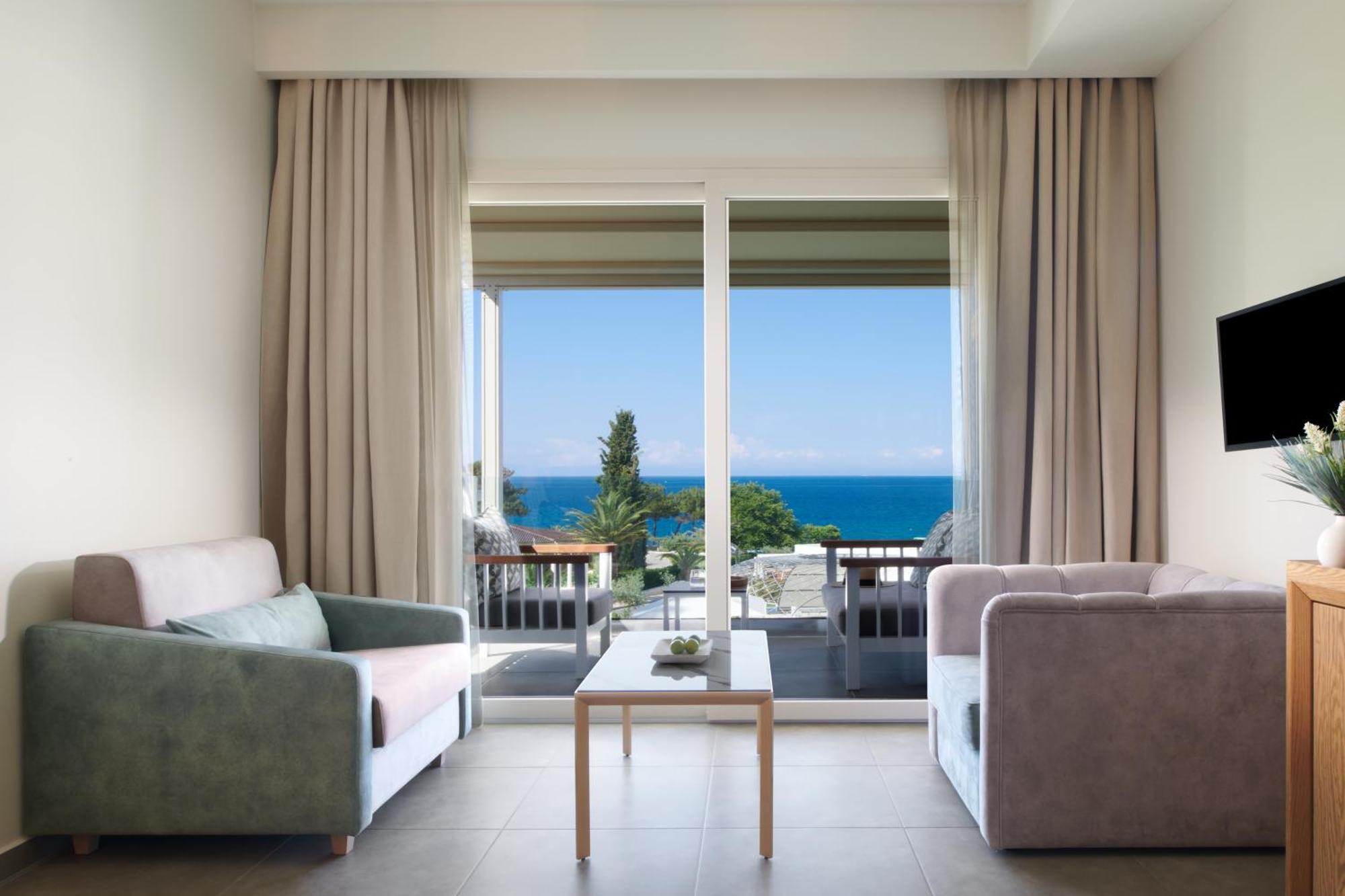 Alexandra Elegance Bridging Generations (Adults Only) Hotel Potos Buitenkant foto